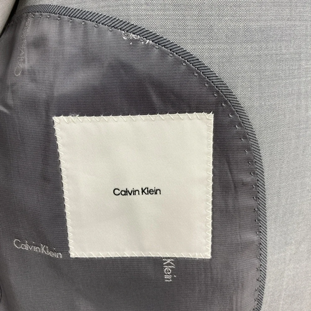 Calvin Klein Men's 2-pc Slim Fit Suit Jacket 42S Pants‎ 38W 32L Wool Blend Grey